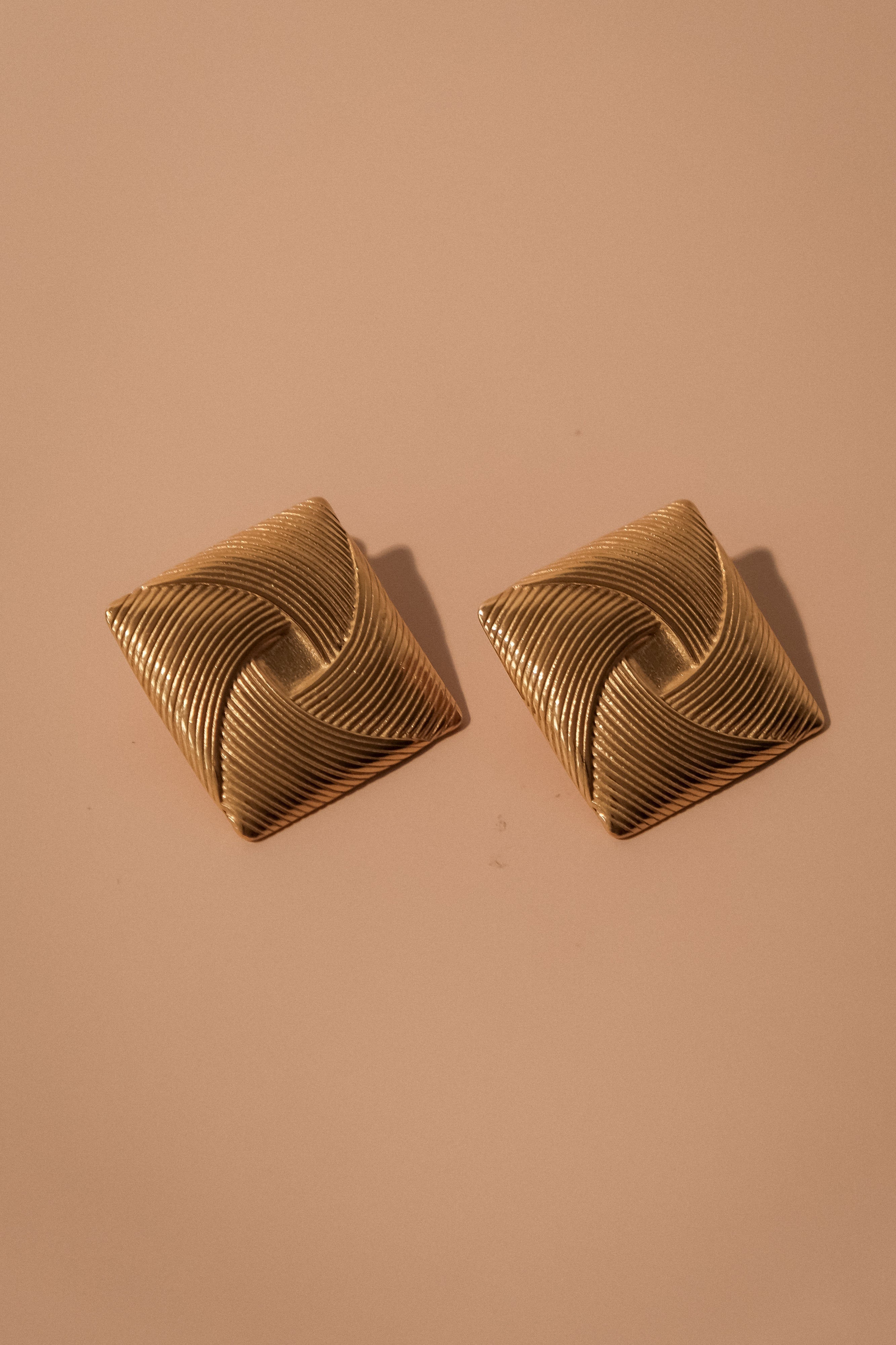 Indira Twisted Square Earrings - Gold